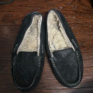 Ugg slippers shoes black Sz 10